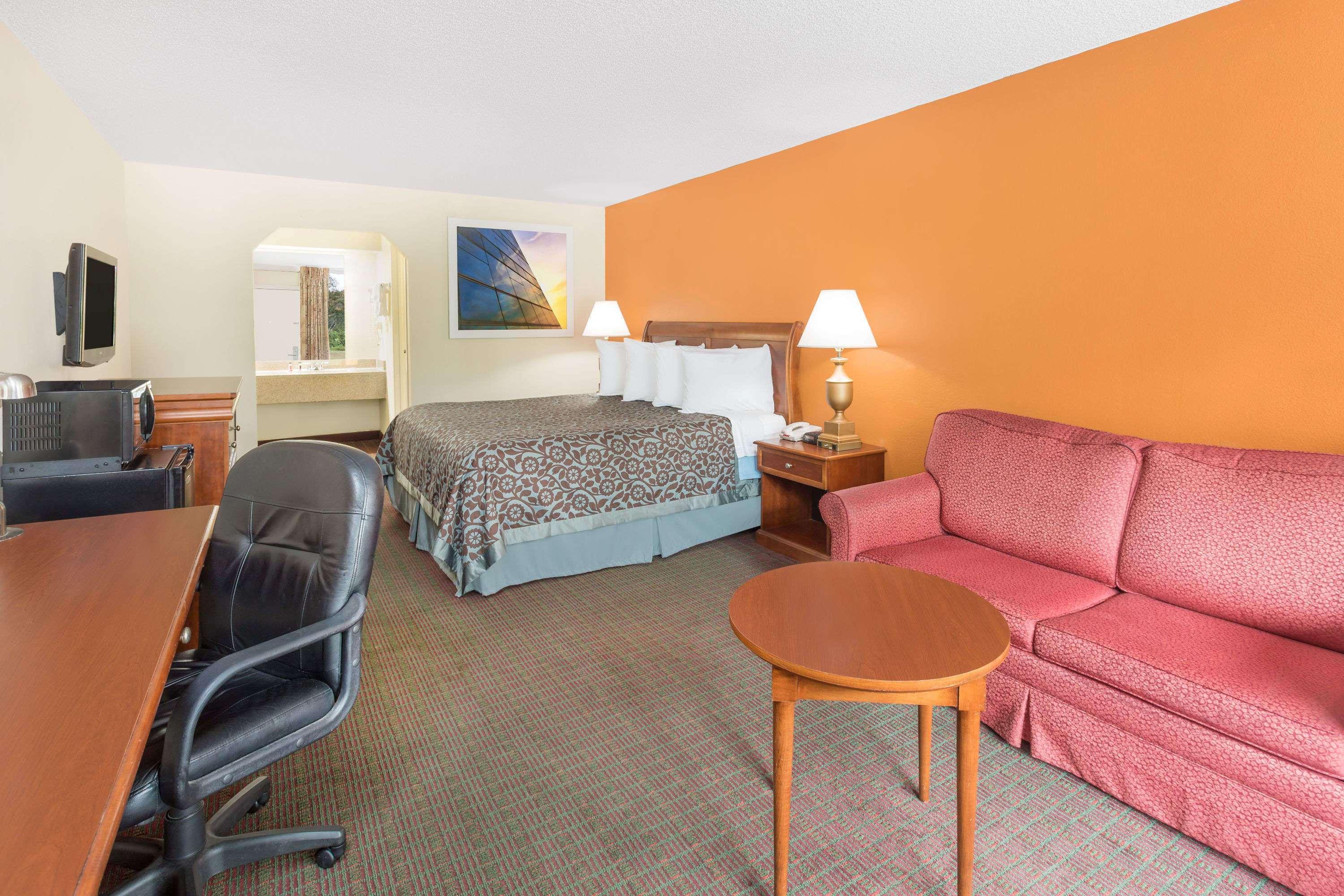 Days Inn By Wyndham Orangeburg South Extérieur photo