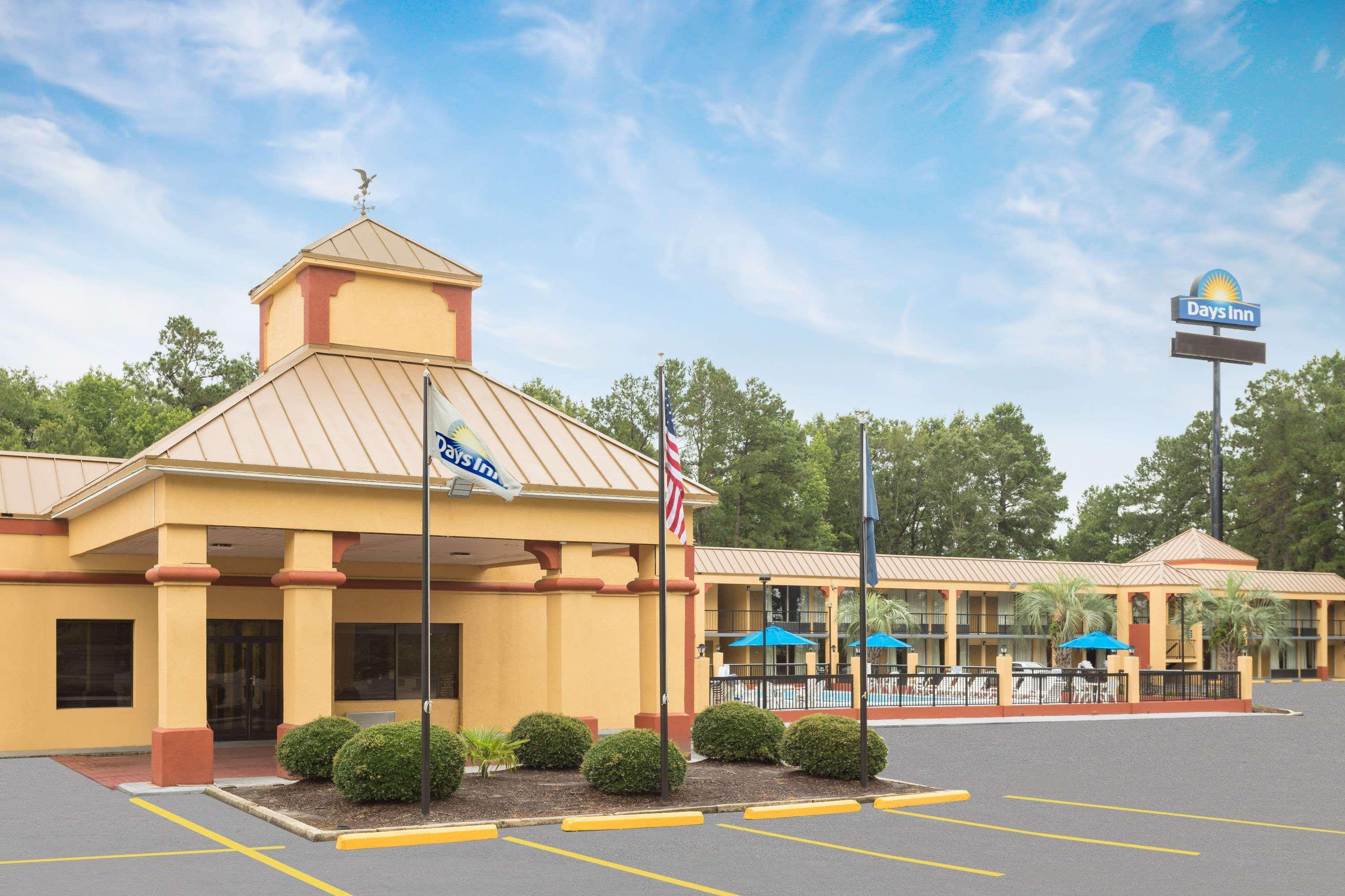 Days Inn By Wyndham Orangeburg South Extérieur photo