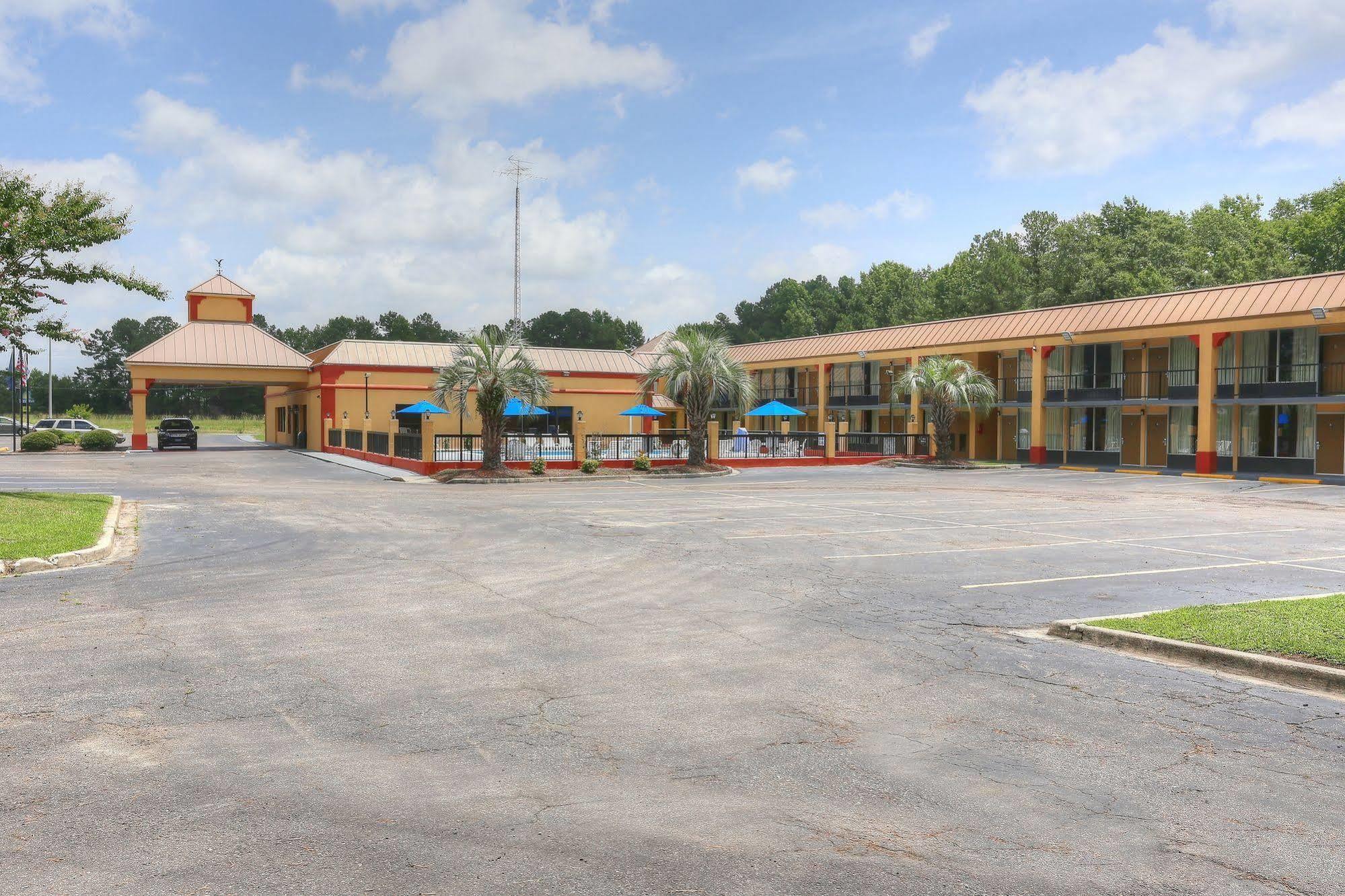 Days Inn By Wyndham Orangeburg South Extérieur photo